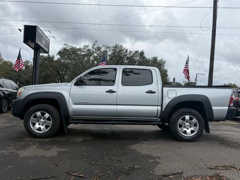 Used 2009 Toyota Tacoma PreRunner image 3