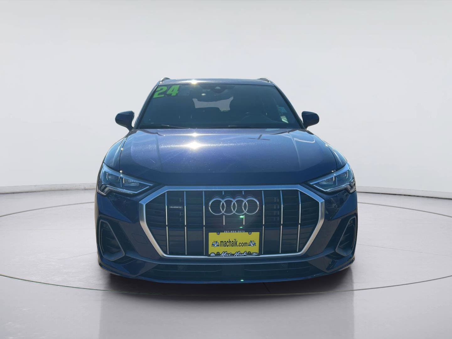 Used 2024 Audi Q3 2.0T Premium AWD/4WD image 2