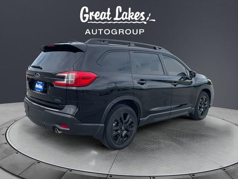 Used 2023 Subaru Ascent Onyx Edition image 5