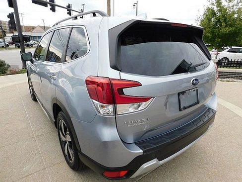 Used 2019 Subaru Forester Touring w/ Popular Package #3 image 10