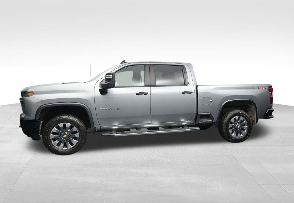 Used 2024 Chevrolet Silverado 2500 Custom w/ Custom Value Package AWD/4WD image 8