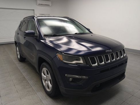 Used 2018 Jeep Compass Latitude w/ Safe & Security Group FWD image 13