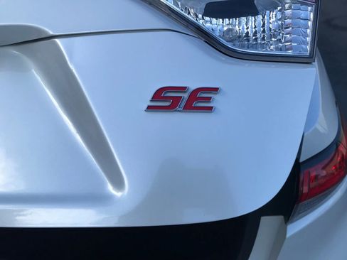 Used 2022 Toyota Corolla SE image 34