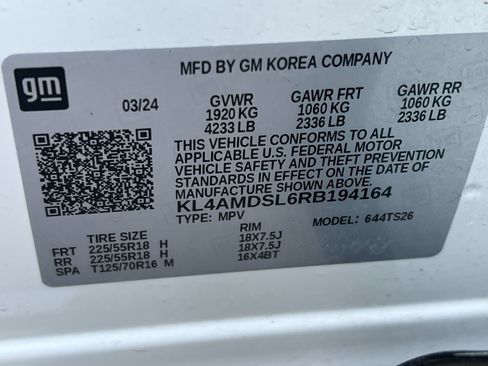 Used 2024 Buick Encore GX Sport Touring FWD image 40