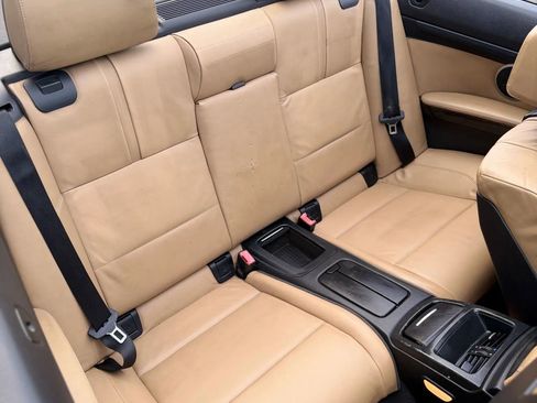 Used 2009 BMW M3 Convertible 2D image 15