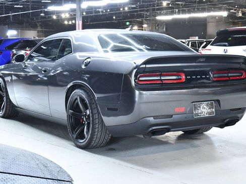 Used 2019 Dodge Challenger SRT Hellcat w/ Alcantara Appearance Package RWD image 11