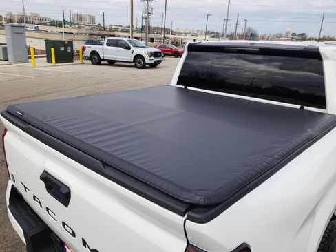 Used 2024 Toyota Tacoma SR5 image 14