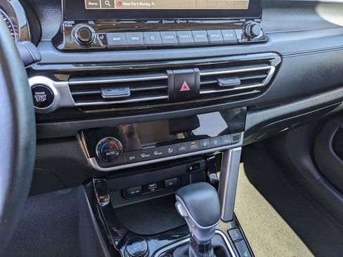 Certified 2021 Kia Seltos SX w/ SX Sunroof Package image 25