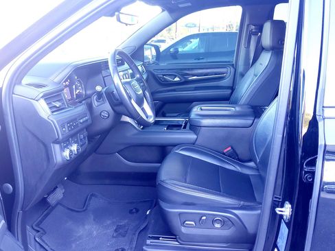 Used 2021 GMC Yukon Denali w/ Denali Ultimate Package image 20