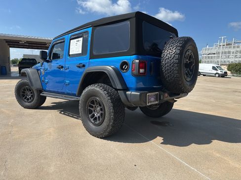 Used 2023 Jeep Wrangler Unlimited Sport AWD/4WD image 36