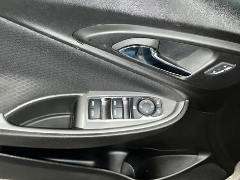 Used 2023 Chevrolet Malibu LT image 12