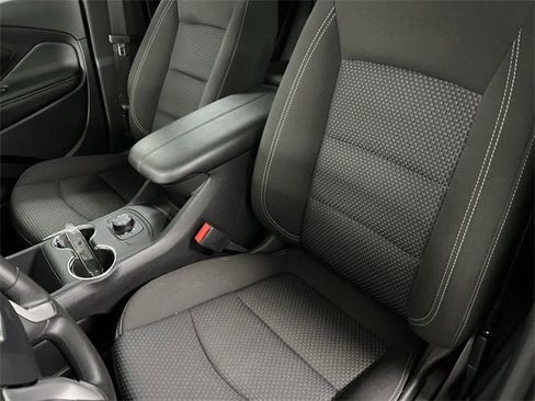 Certified 2024 GMC Terrain SLE image 18