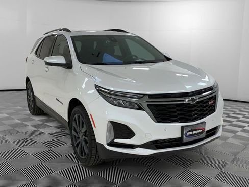 Certified 2022 Chevrolet Equinox RS w/ RS Leather Package AWD/4WD image 7