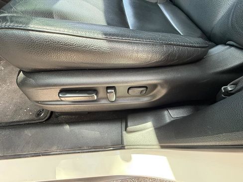 Used 2017 Honda Pilot Touring image 19