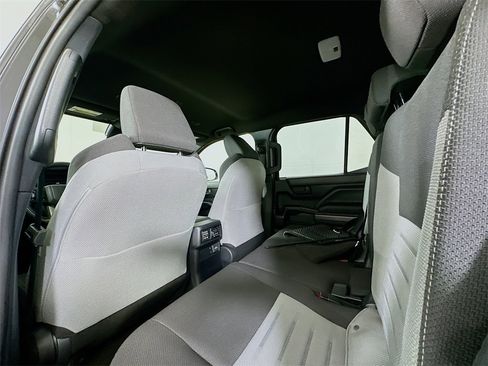 Used 2025 Toyota 4Runner TRD Off-Road image 13