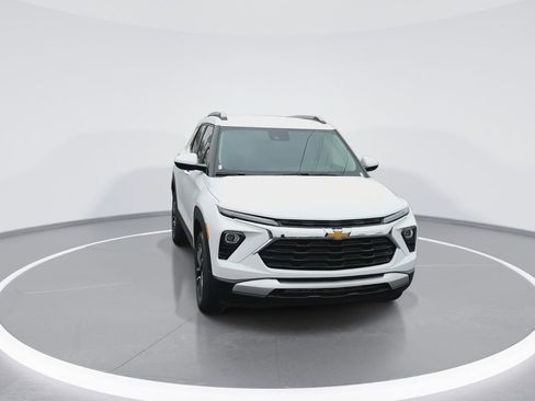 New 2026 Chevrolet TrailBlazer LT w/ Driver Confidence Package image 3