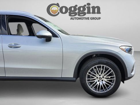 New 2026 Mercedes-Benz GLC 300 image 40