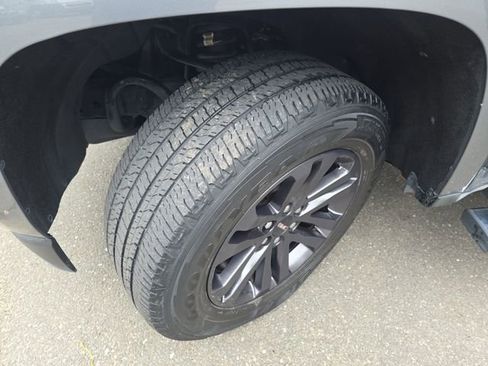 Used 2020 GMC Canyon SLE w/ Driver Alert Package image 45