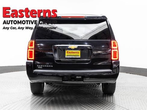 Used 2019 Chevrolet Suburban LT AWD/4WD image 6