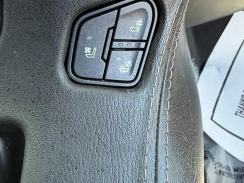 Used 2020 GMC Yukon SLT w/ Premium Edition AWD/4WD image 34