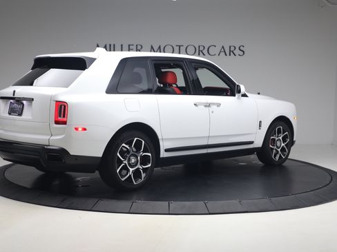 Used 2021 Rolls-Royce Cullinan Black Badge AWD/4WD image 2