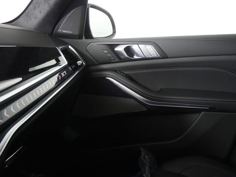 Used 2027 BMW X7 xDrive40i w/ M Sport Package AWD/4WD image 24