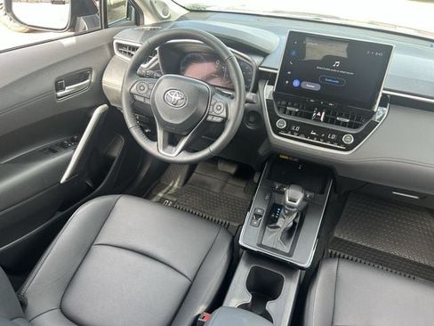 Used 2026 Toyota Corolla Cross XLE w/ Convenience Package AWD/4WD image 16