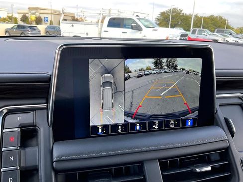 Used 2022 Chevrolet Tahoe LT w/ Luxury Package image 22