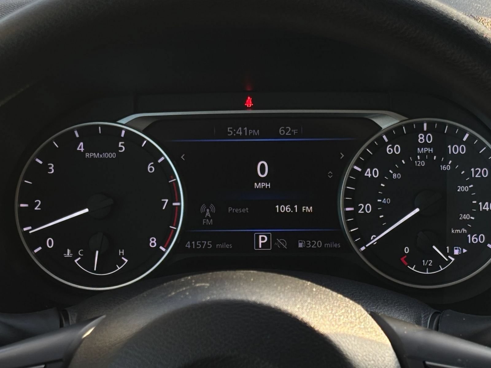 Used 2025 Nissan Sentra SV FWD image 35