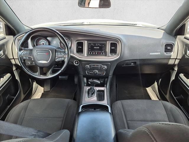 Used 2022 Dodge Charger SXT RWD image 16