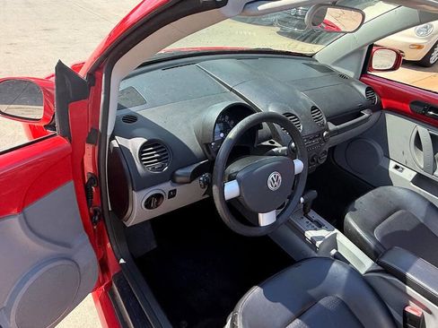 Used 2004 Volkswagen Beetle GLS FWD image 39