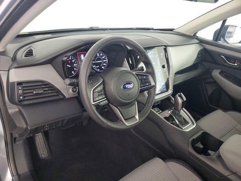 Used 2025 Subaru Outback Premium image 11