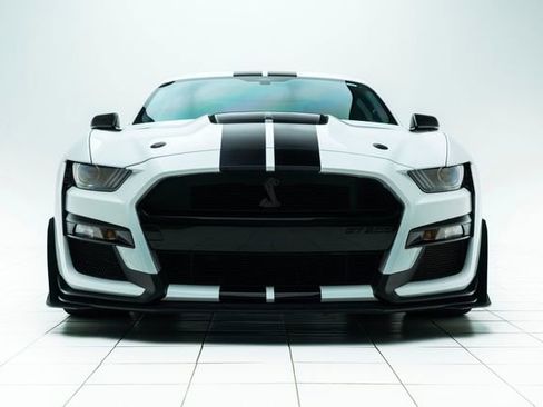 Used 2021 Ford Mustang Shelby GT500 w/ Carbon Fiber Track Pack image 7