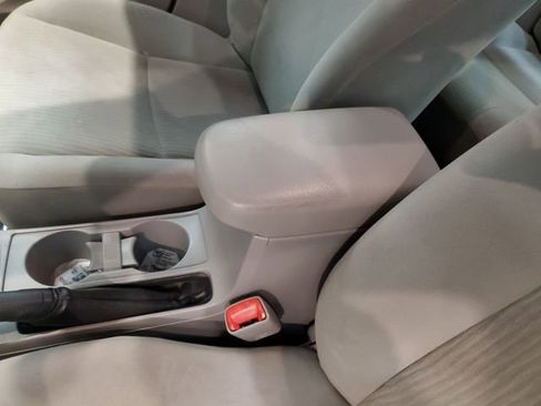 Used 2010 Toyota Corolla LE image 27