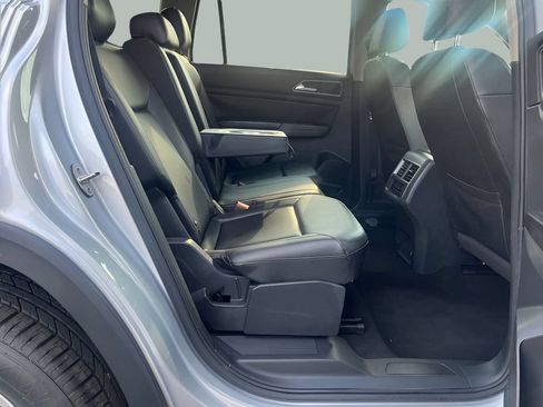 Used 2018 Volkswagen Atlas SE AWD/4WD image 32