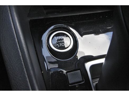 Certified 2025 Nissan Versa SV w/ Trunk Package FWD image 26