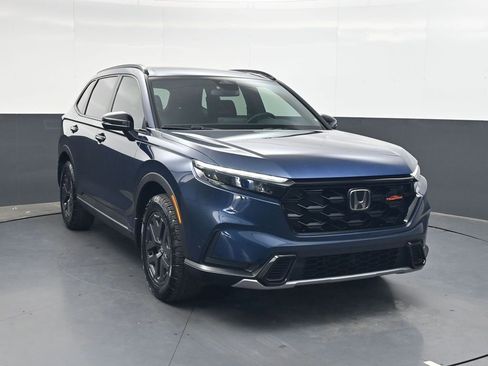 Certified 2026 Honda CR-V TrailSport image 2