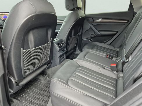 Used 2023 Audi Q5 2.0T Premium w/ Convenience Package AWD/4WD image 18