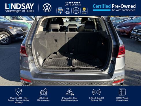 Certified 2022 Volkswagen Taos SEL w/ Panoramic Sunroof Package image 15