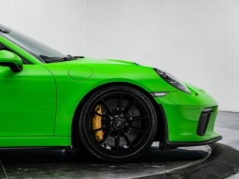 Used 2018 Porsche 911 GT3 RWD image 23