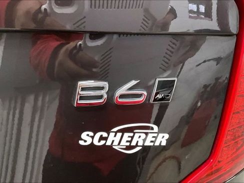 Certified 2023 Volvo XC90 B6 Ultimate w/ Lounge Package image 9