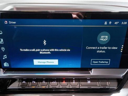 Used 2024 Chevrolet Silverado 1500 High Country w/ High Country Premium Package image 25