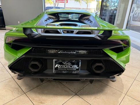 Used 2023 Lamborghini Huracan Tecnica image 15