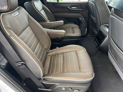 New 2026 GMC Yukon Denali Ultimate AWD/4WD image 24
