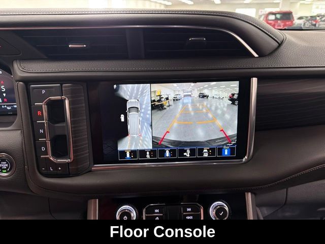 Used 2023 GMC Yukon XL Denali AWD/4WD image 24