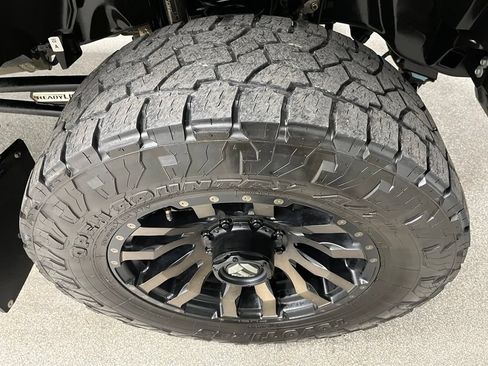 Used 2024 Ford F350 Platinum AWD/4WD image 18