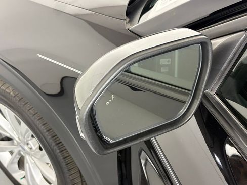 Used 2022 Ford Explorer Platinum w/ Equipment Group 601A image 13