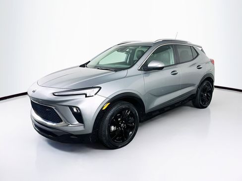 Used 2024 Buick Encore GX Sport Touring w/ Comfort Package image 3