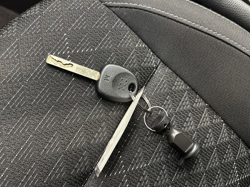 Used 2022 Kia Rio LX image 35