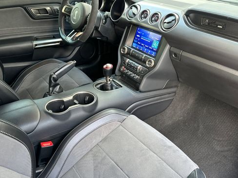 Used 2019 Ford Mustang Shelby GT350 w/ Technology Package image 18